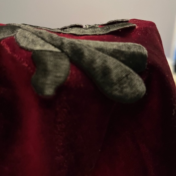 90’s Unity burgundy/black velvet backless crop top - Picture 7 of 7